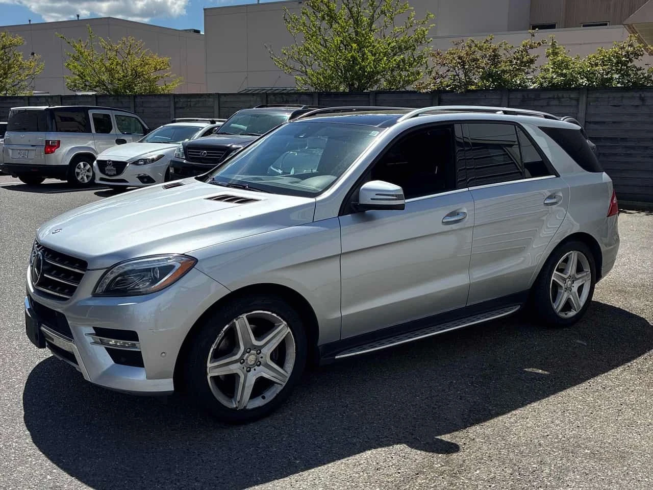 Mercedes-Benz ML 350 4MATIC * ДИСТРОНИК* 360 КАМЕРА* ПАНОРАМА* , снимка 3 - Автомобили и джипове - 54875768