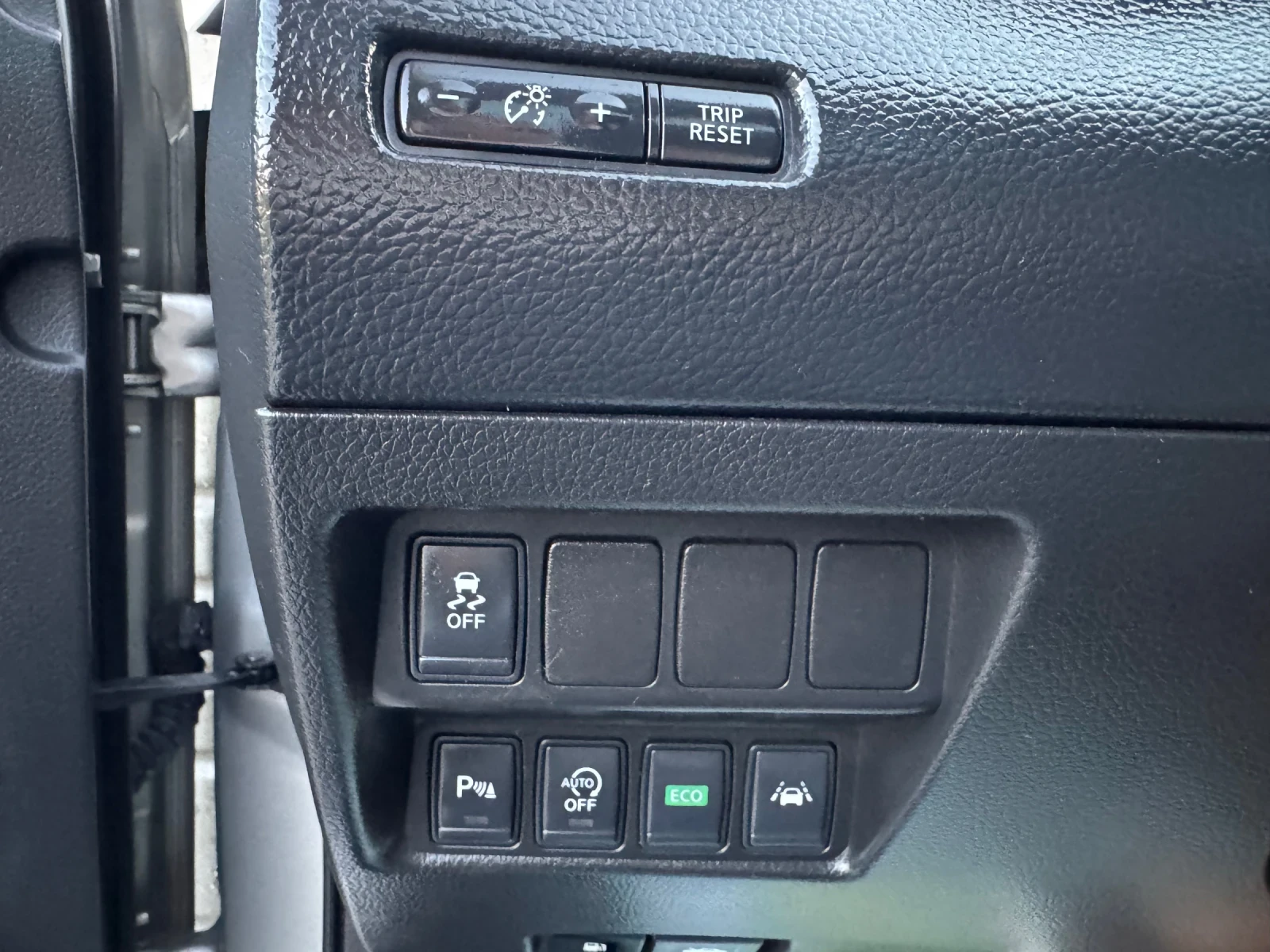 Nissan Qashqai 1.6DCI;:360-Kamera:;KOJA:;Panorama:;TEKNA:;FULL;; , снимка 15 - Автомобили и джипове - 55160875
