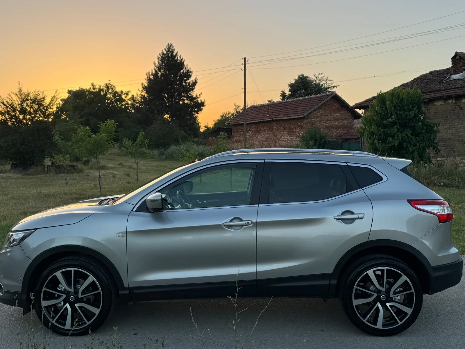 Nissan Qashqai 1.6DCI;:360-Kamera:;KOJA:;Panorama:;TEKNA:;FULL;; , снимка 6 - Автомобили и джипове - 55160875