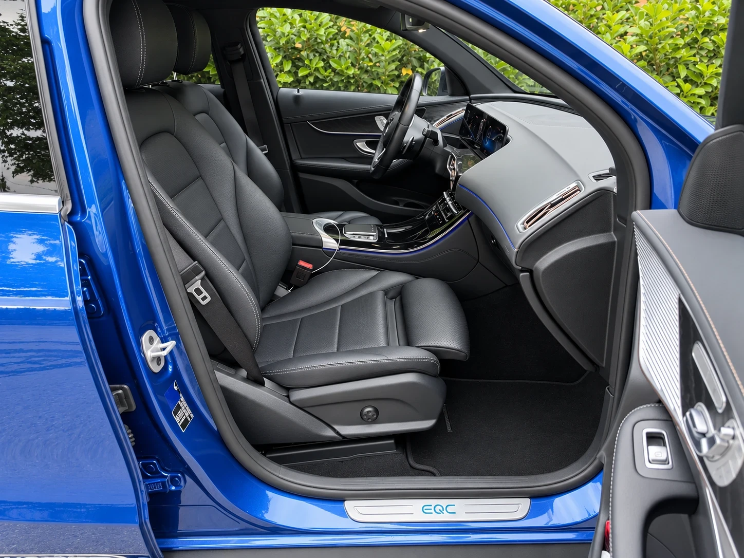 Mercedes-Benz EQC 400  4matic | 09.2022�.| 360 Camera | SOH 92.0%|  | Mobile.bg � ����������� 11