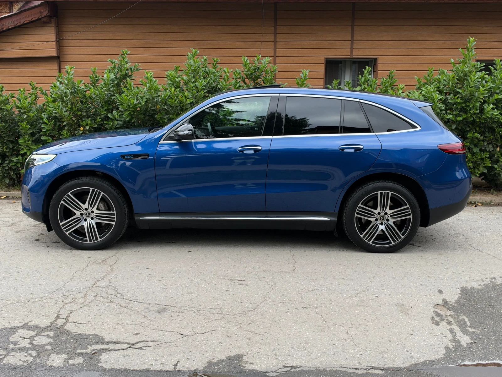 Mercedes-Benz EQC 400  4matic | 09.2022�.| 360 Camera | SOH 92.0%|  | Mobile.bg � ����������� 4