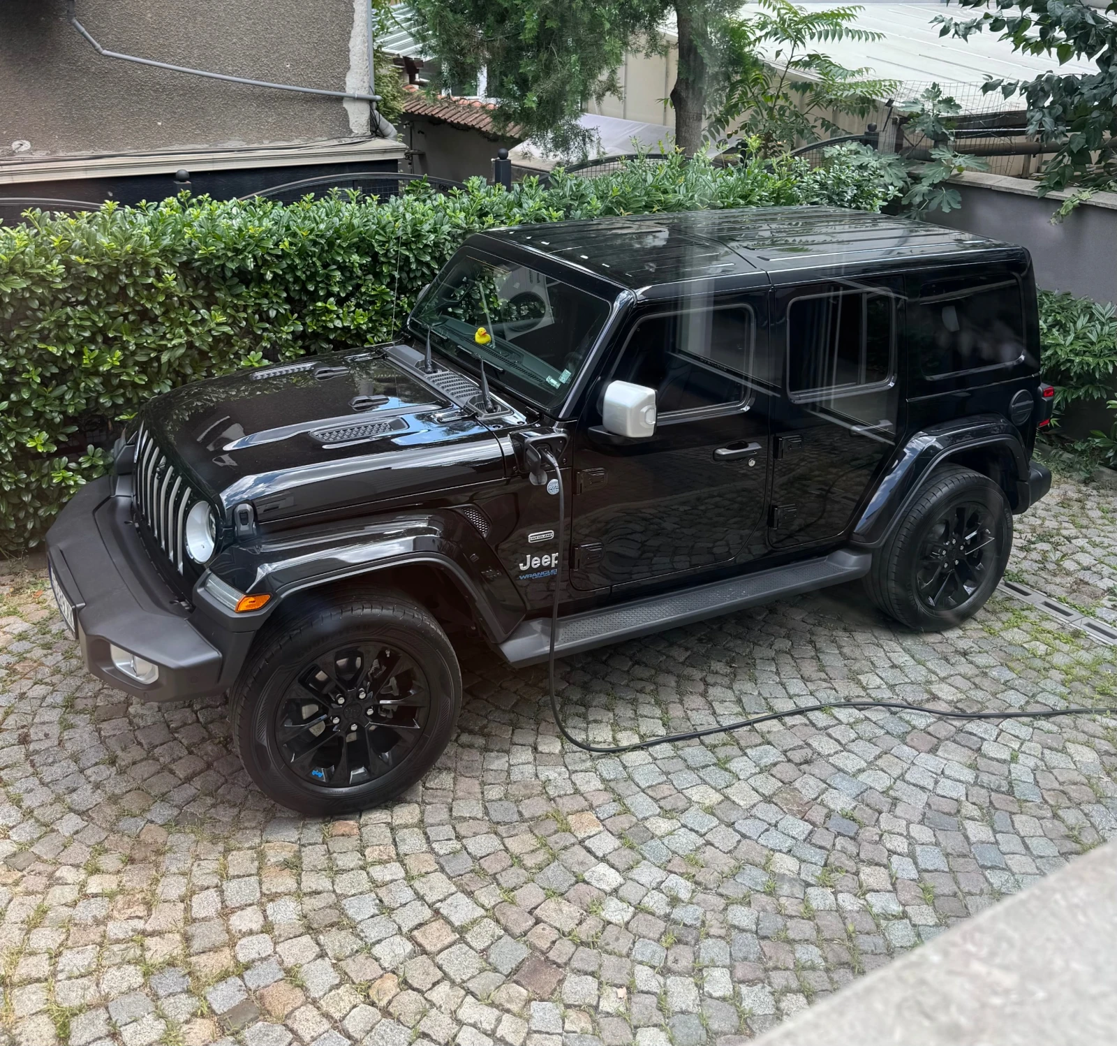 Jeep Wrangler 4xe Overland, снимка 3 - Автомобили и джипове - 56705272