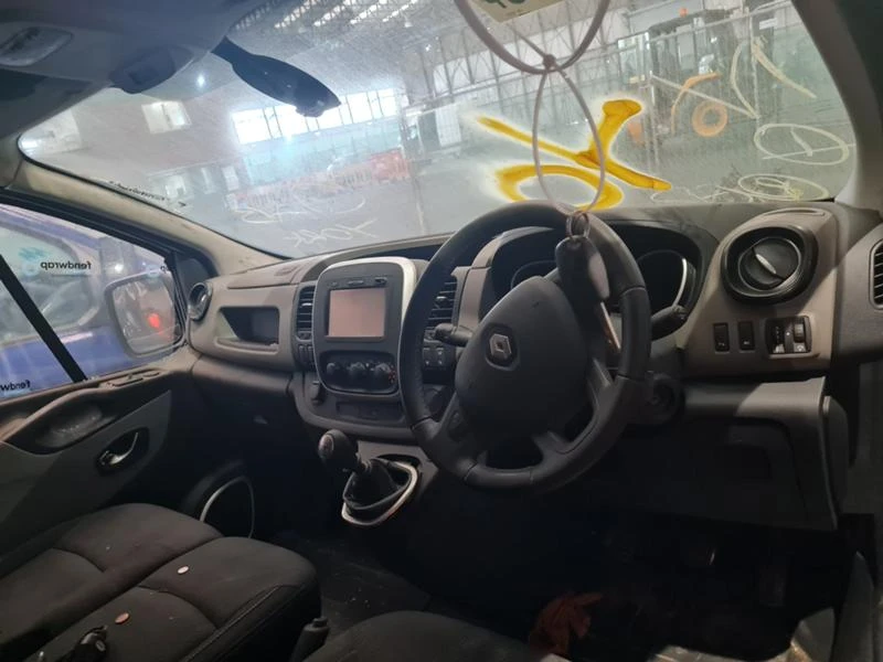 Renault Trafic 1.6dci части, снимка 7 - Бусове и автобуси - 24815029