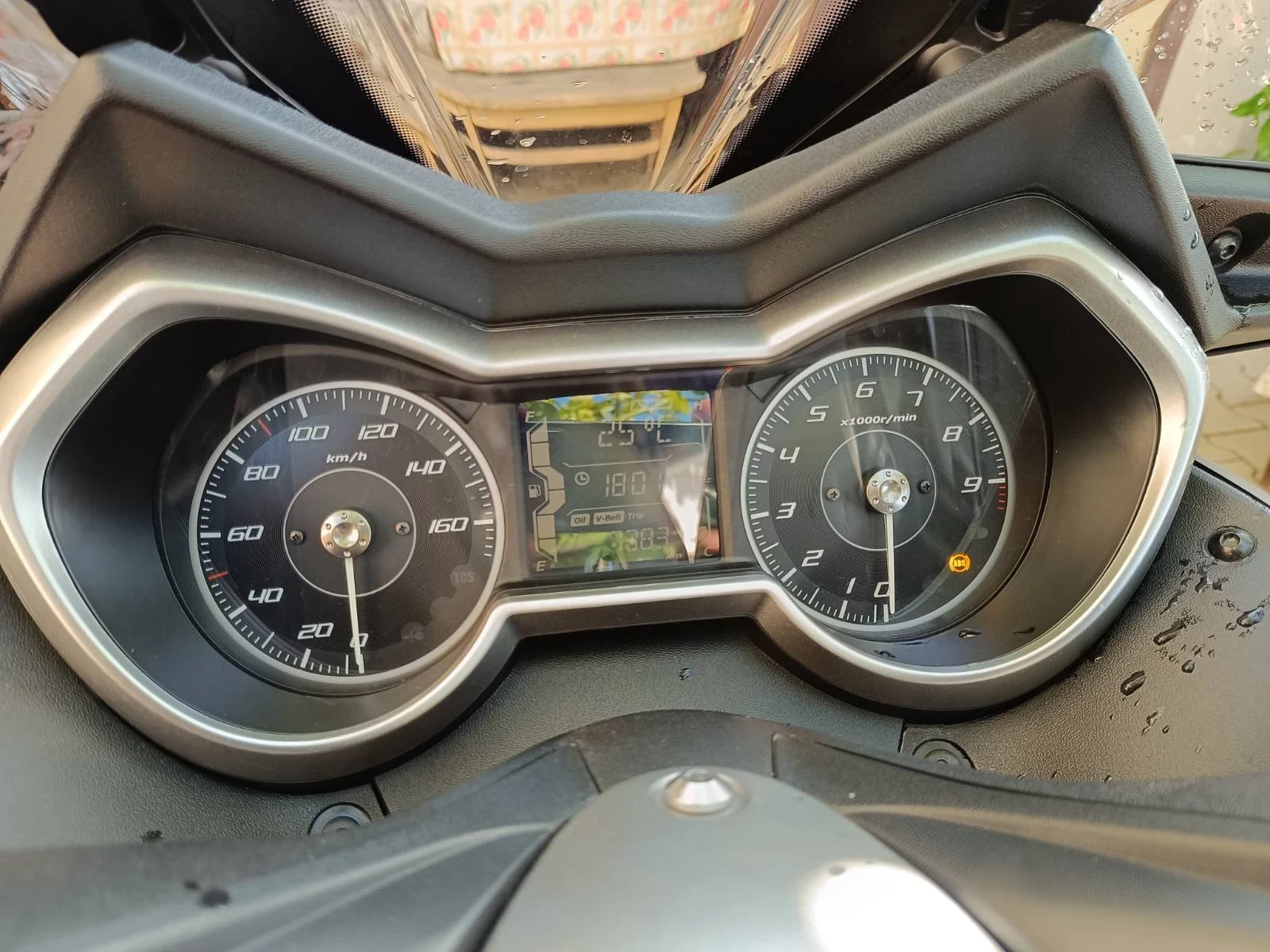 Yamaha X-max 300 - изображение 10