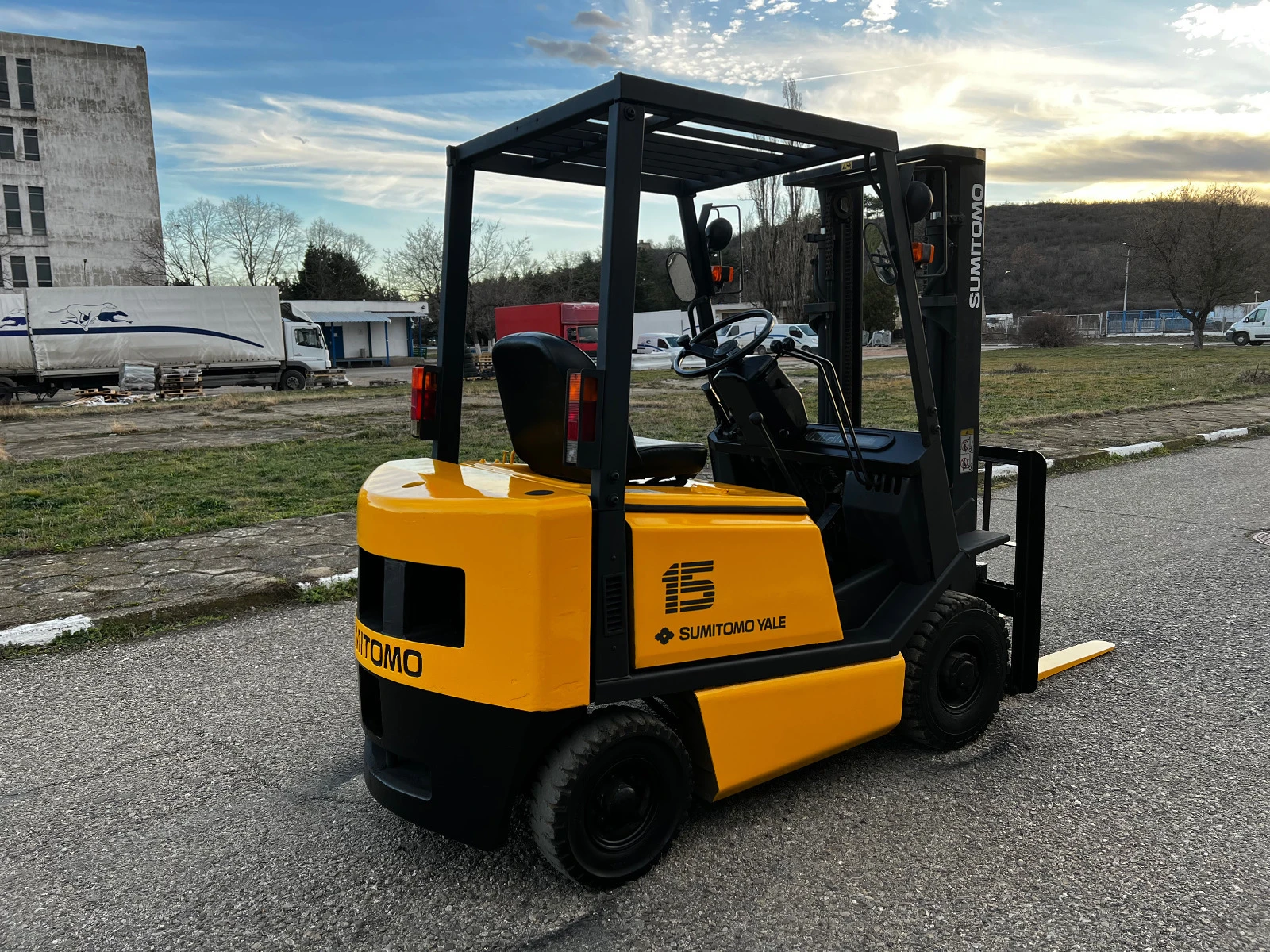  Yale Sumitomo 1.5  /   /   | Mobile.bg   5