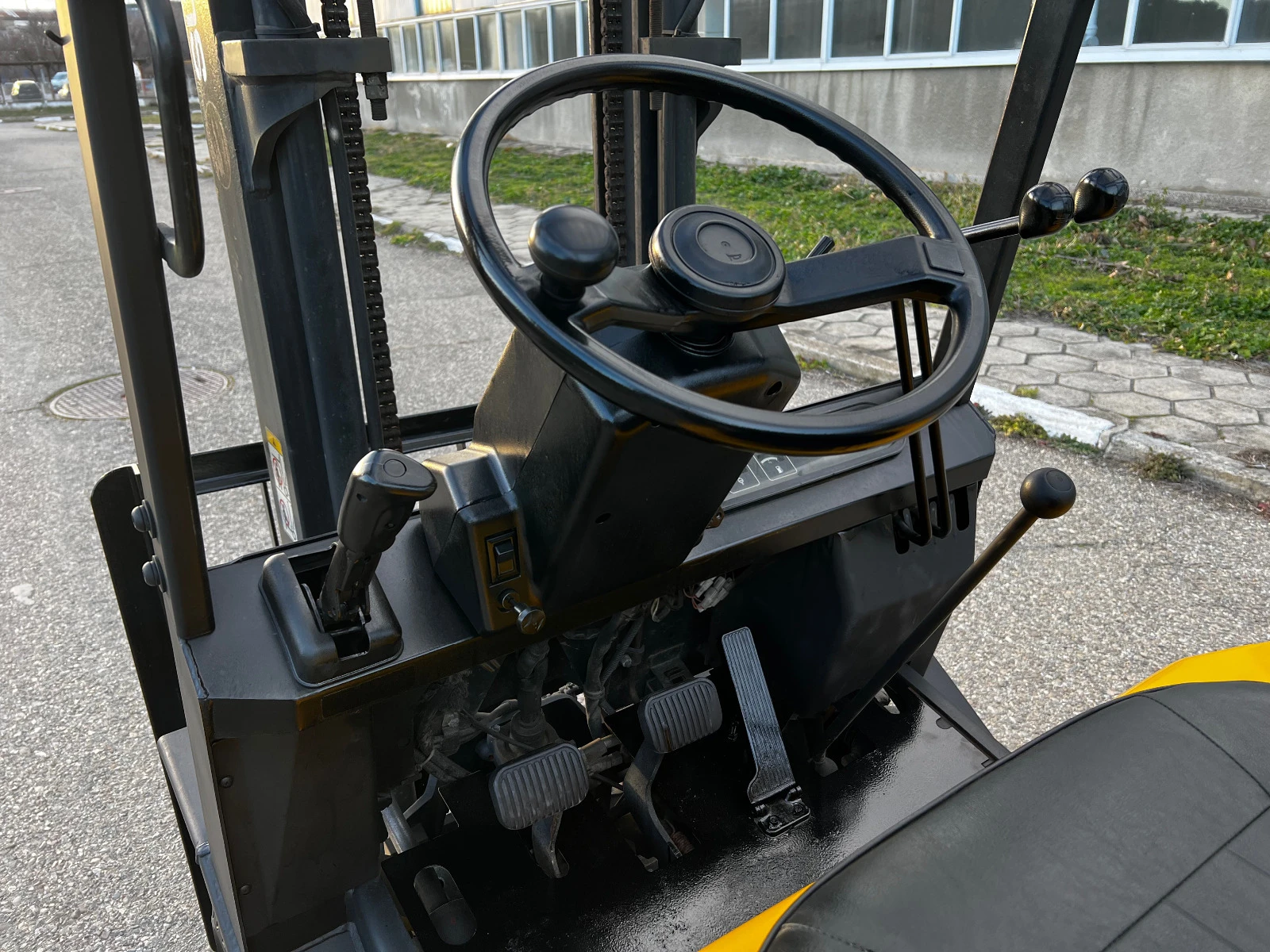  Yale Sumitomo 1.5  /   /   | Mobile.bg   10