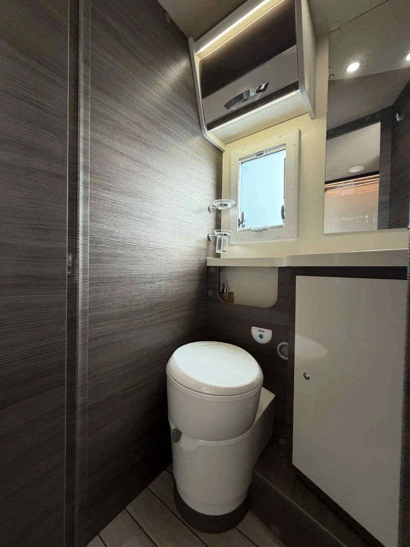 Кемпер McLouis MC4 FULL AT НАПЪЛНО ОБОРУДВАН, снимка 8 - Каравани и кемпери - 52255989