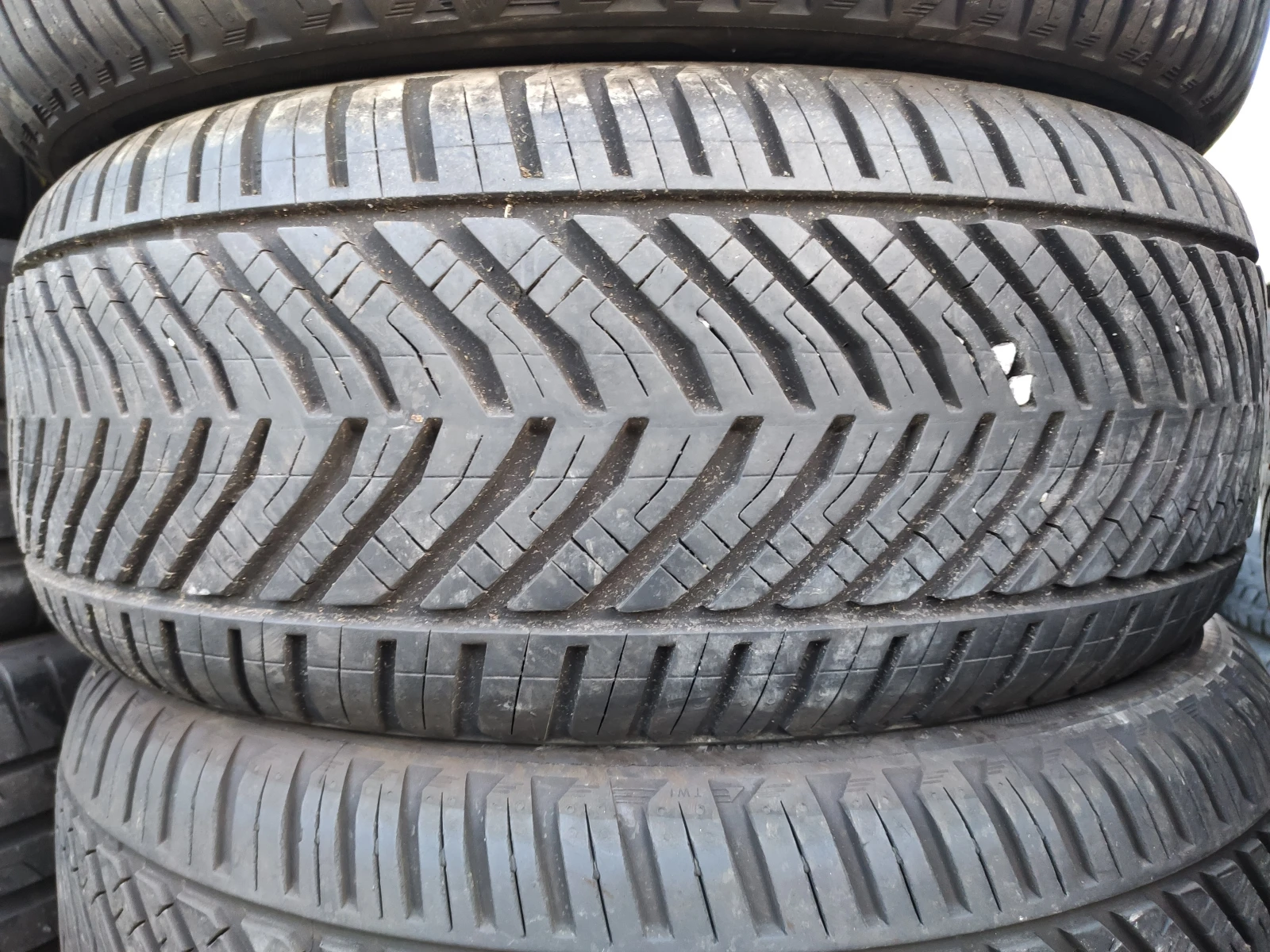  215/55R17 | Mobile.bg   3