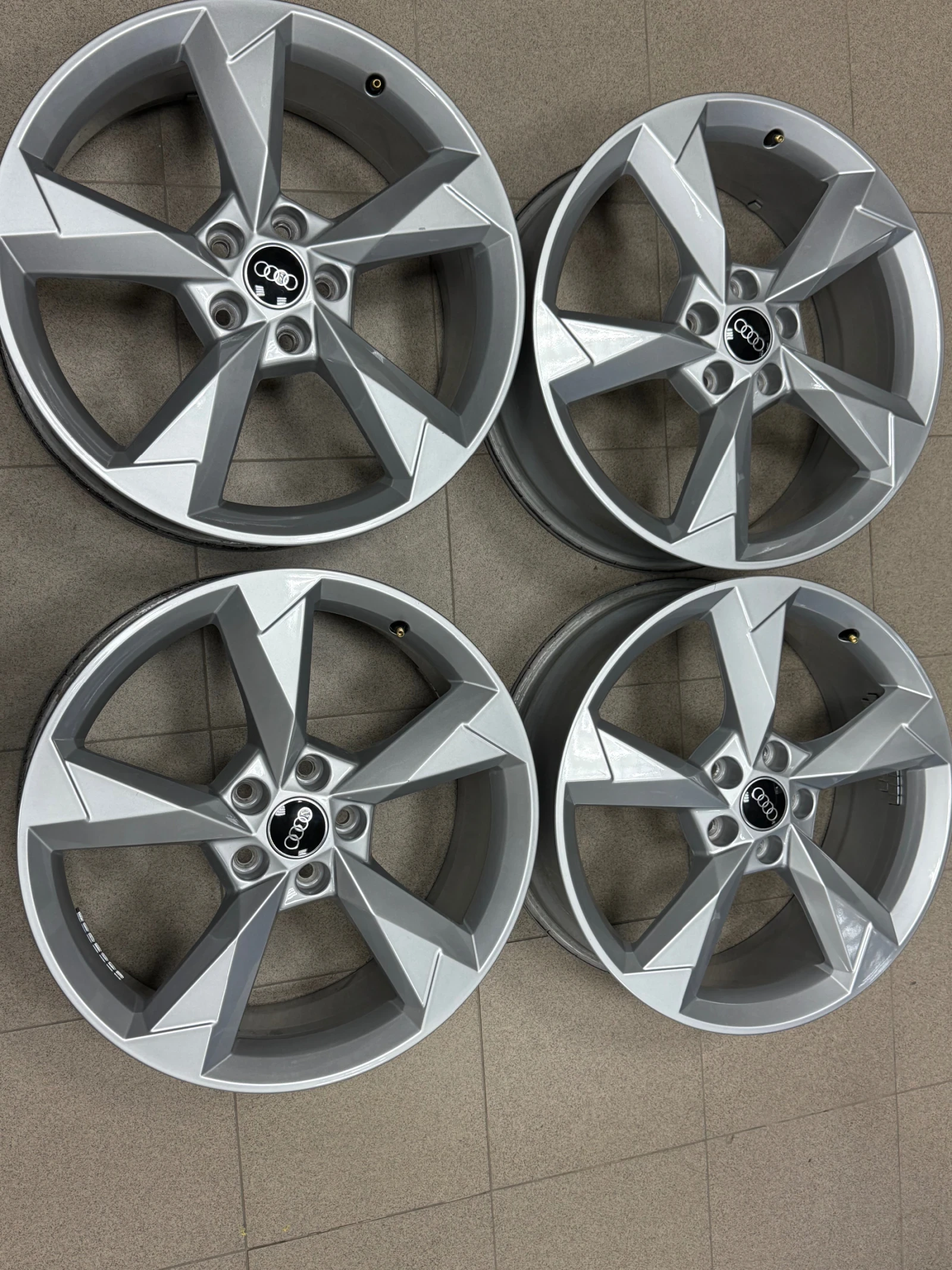 Джанти за Audi Q3 Sportback, снимка 13 - Гуми и джанти - 53704611