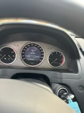 Mercedes-Benz C 320 Уникален екземпляр, снимка 11