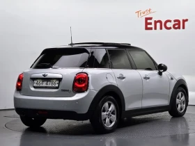 Mini Cooper D 5-Door Mid 3Rd Generation, снимка 2