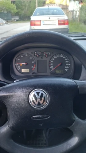 Обява за продажба на VW Golf 1.6 ~3 200 лв. - изображение 4