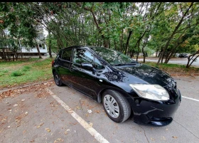 Обява за продажба на Toyota Auris ~6 999 лв. - изображение 1