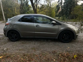 Обява за продажба на Honda Civic Honda Civic 1.8 i-VTEC   2006 г.   Полуавтоматик ( ~6 500 лв. - изображение 4