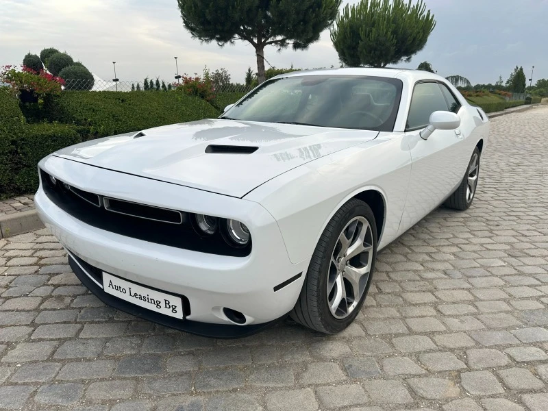 Dodge Challenger SXT, снимка 1 - Автомобили и джипове - 46878807