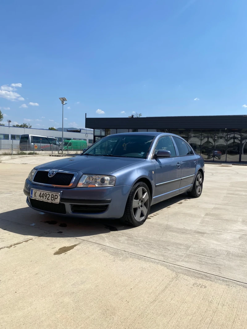 Skoda Superb 2.8, снимка 1 - Автомобили и джипове - 47924007