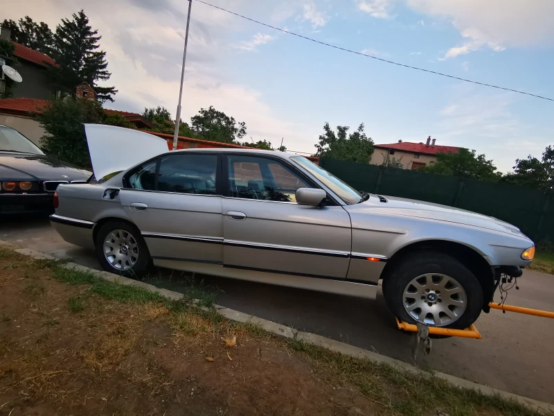 BMW 735 Бензин / дизел, снимка 12 - Автомобили и джипове - 47017269