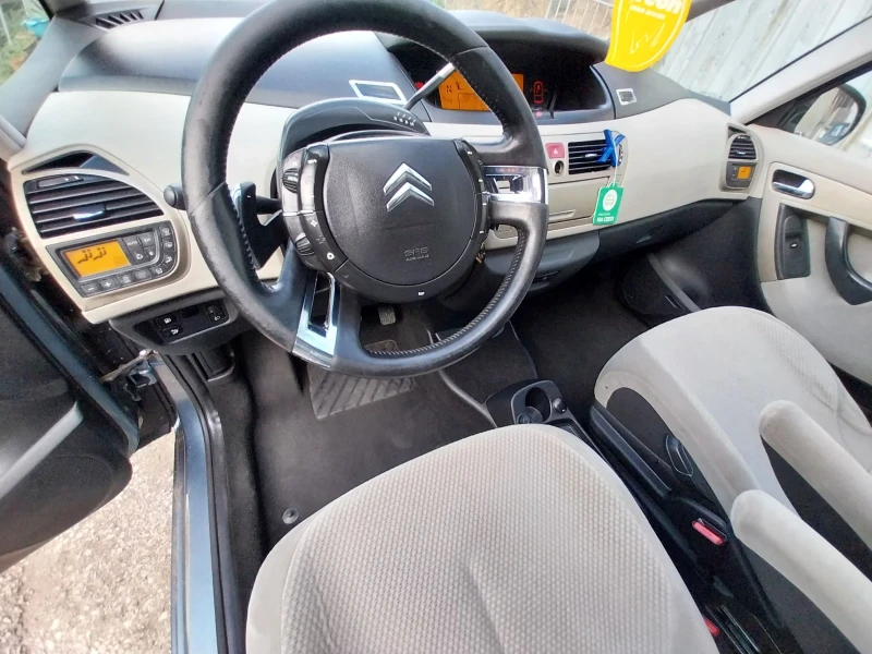 Citroen C4 Picasso 2.0 HDI 136к.с Автоматик, снимка 10 - Автомобили и джипове - 47344900