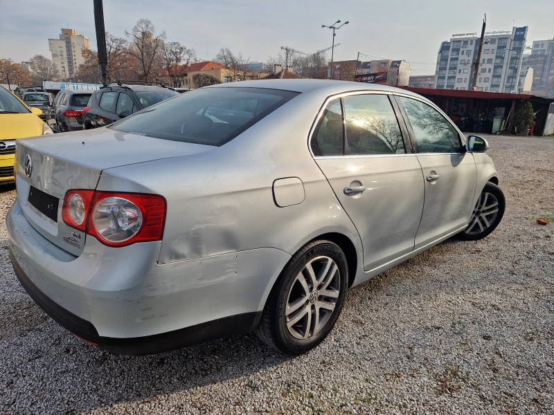 VW Jetta 1.9TDI High line, снимка 3 - Автомобили и джипове - 50860119