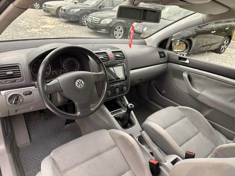 VW Golf, снимка 7 - Автомобили и джипове - 52306121