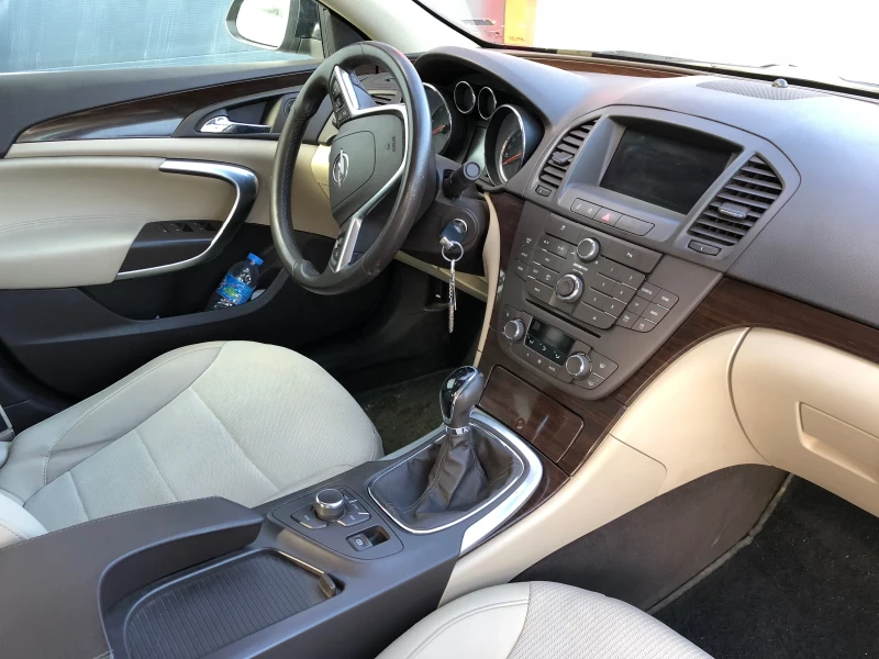 Opel Insignia 2.0 CDTI COSMO, снимка 2 - Автомобили и джипове - 52377101