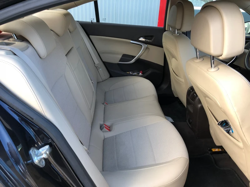 Opel Insignia 2.0 CDTI COSMO, снимка 7 - Автомобили и джипове - 52377101