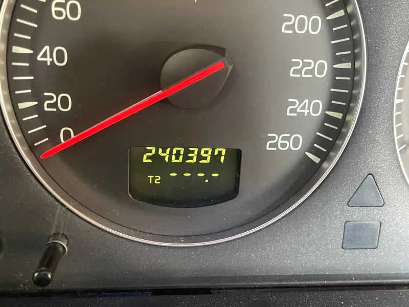 Volvo Xc70, снимка 8 - Автомобили и джипове - 52496702