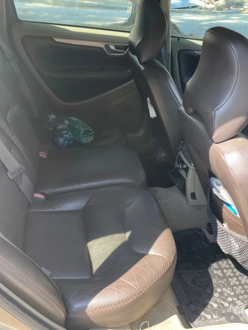 Volvo Xc70, снимка 6 - Автомобили и джипове - 52496702
