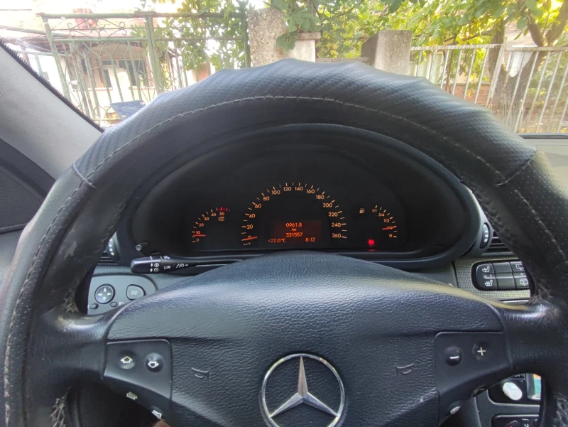 Mercedes-Benz C 270 Авангард , снимка 8 - Автомобили и джипове - 52874821