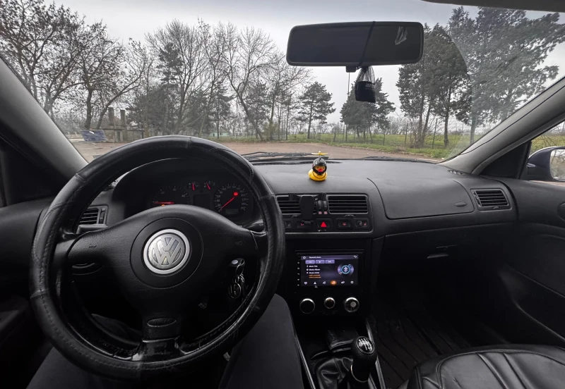 VW Golf, снимка 7 - Автомобили и джипове - 52876175