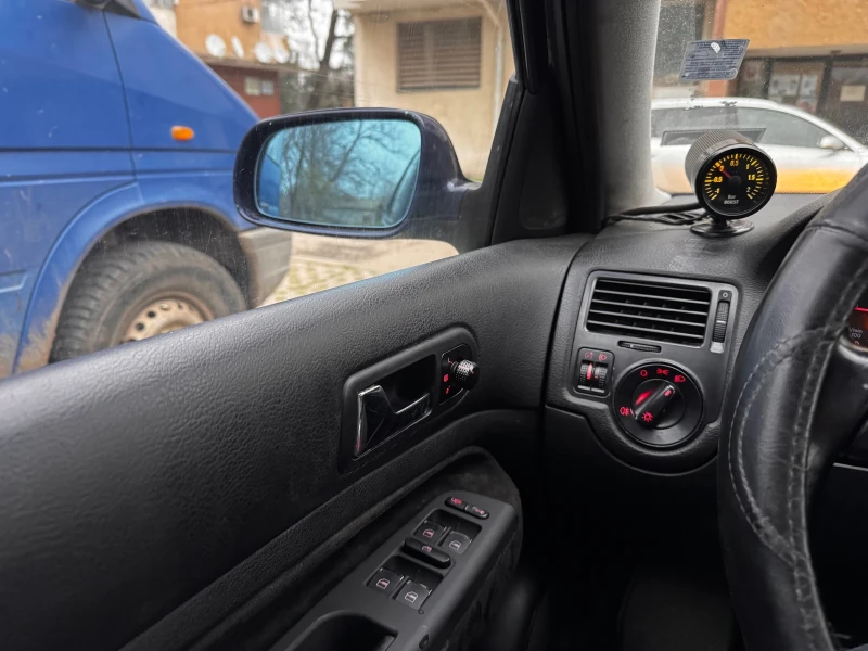 VW Golf, снимка 13 - Автомобили и джипове - 52876175