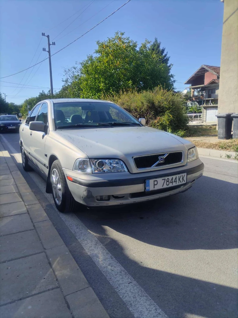 Volvo S40