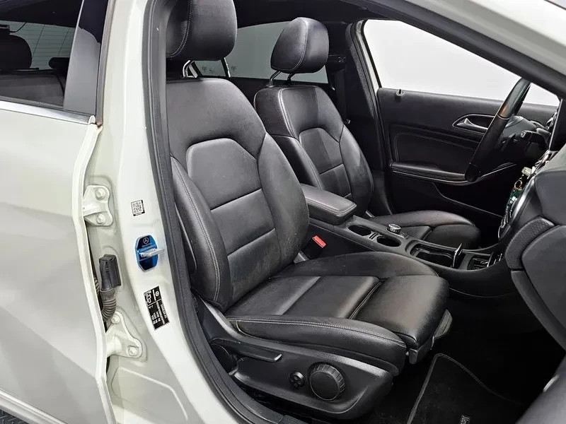 Mercedes-Benz A 200 2.0, снимка 10 - Автомобили и джипове - 54279069