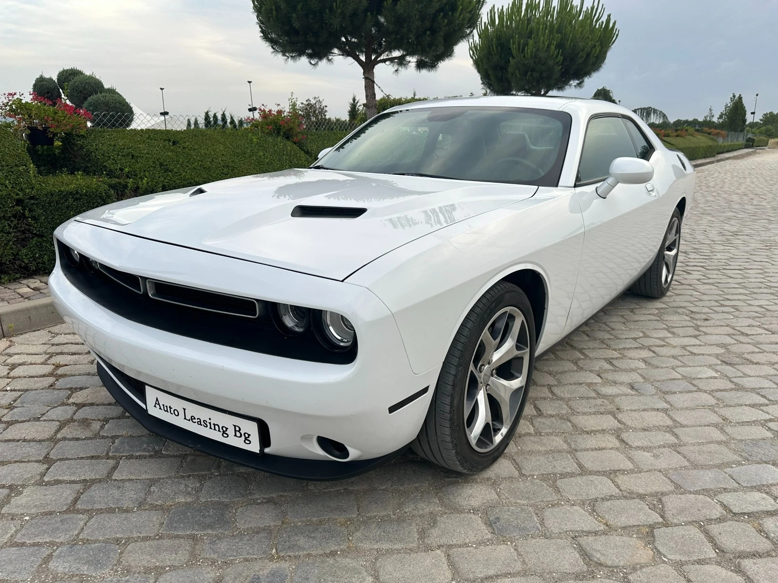 Dodge Challenger SXT, снимка 1