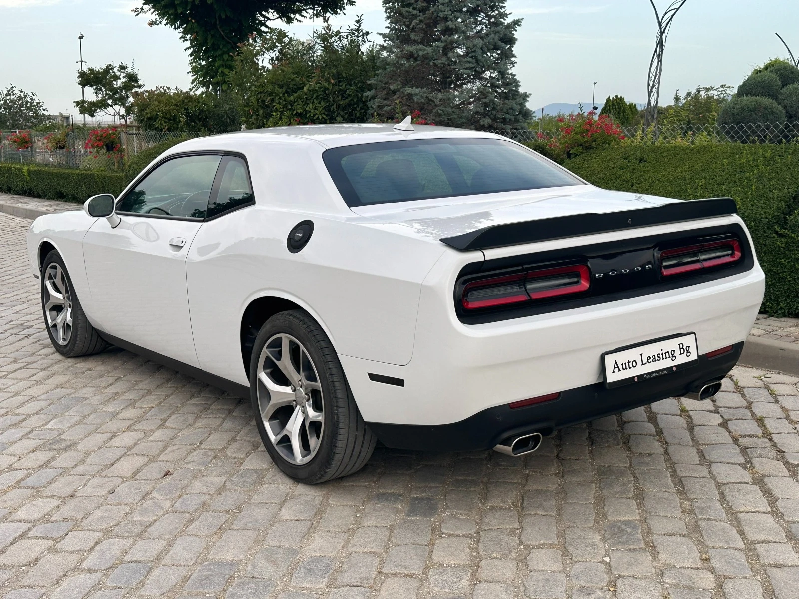 Dodge Challenger SXT - изображение 3