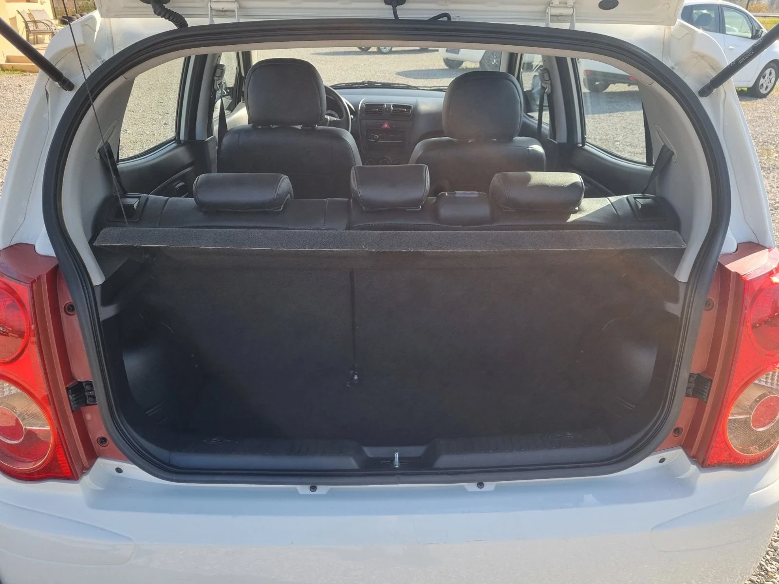 Kia Picanto 1.0cm3/60kc Газ-бензин | Mobile.bg — изображение 14