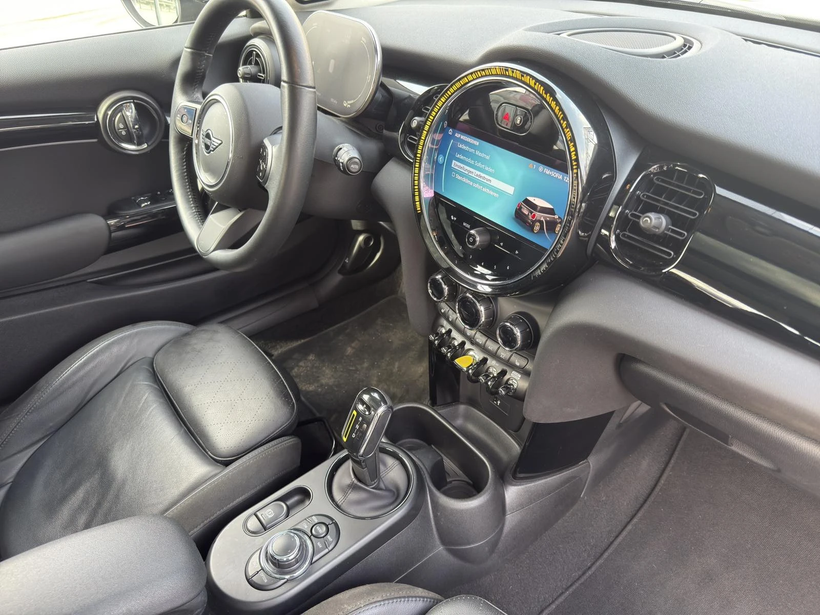 Mini Cooper SE  | Mobile.bg   12