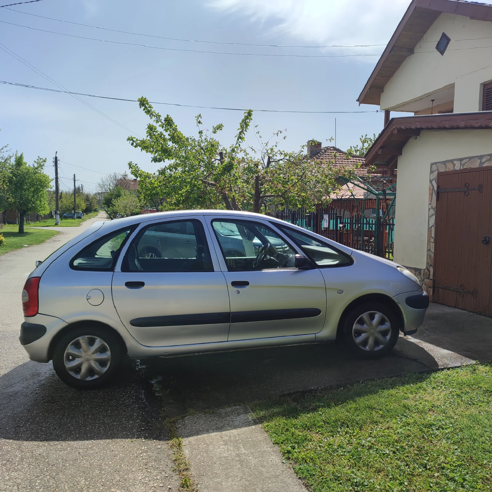 Citroen Xsara picasso 2.0 HDI - изображение 3