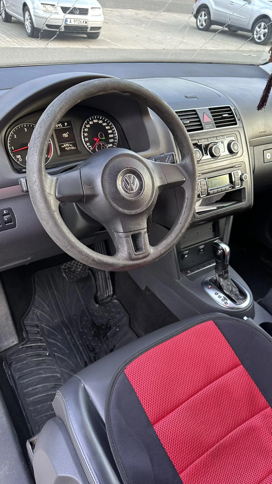 VW Touran 1.6TDI 7DSG - изображение 8