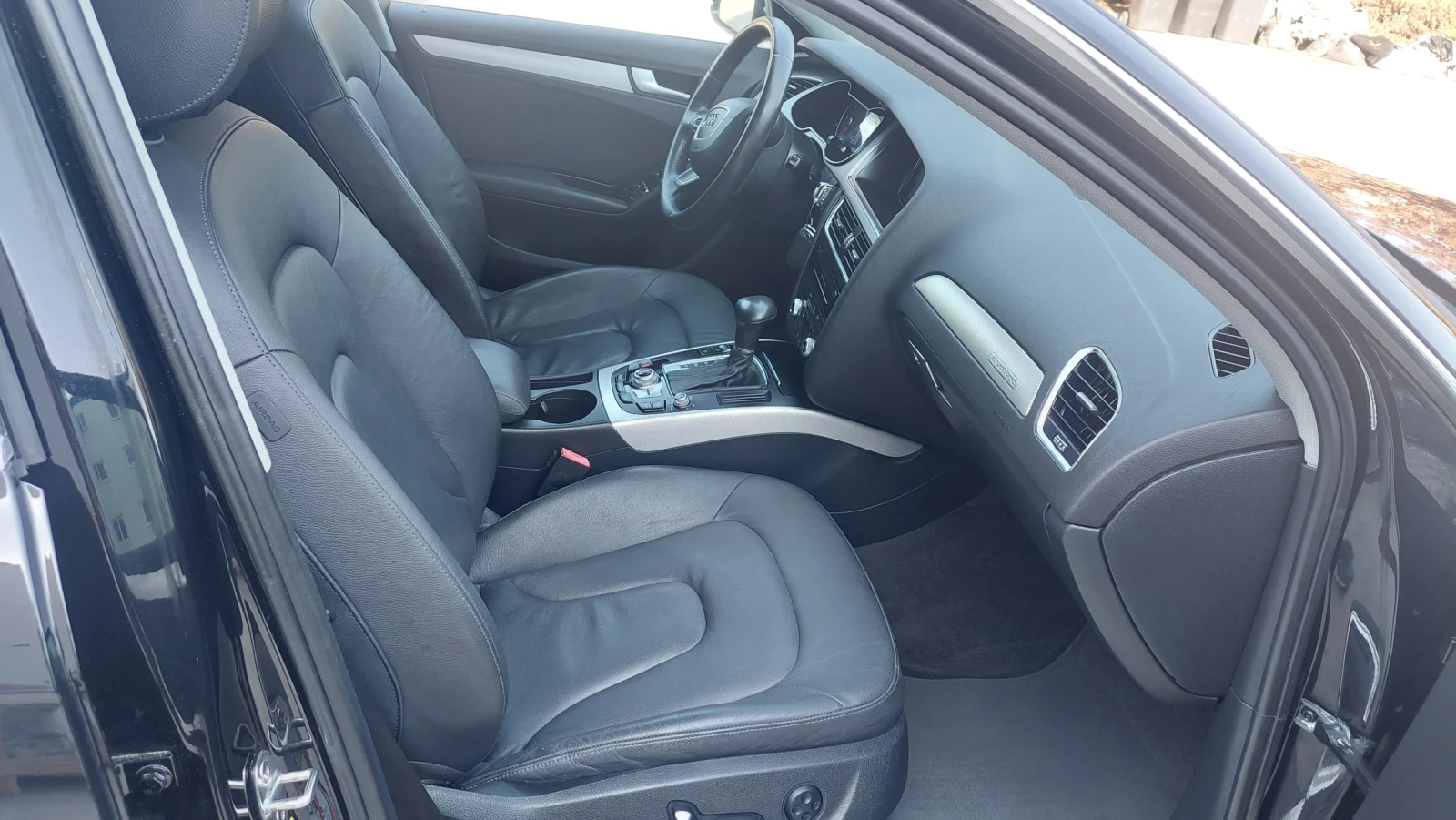 Audi A4 3.0 FULL ЕКСТРИ - изображение 9