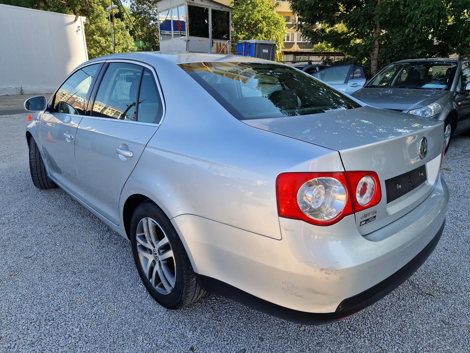 VW Jetta 1.9TDI High line - изображение 7
