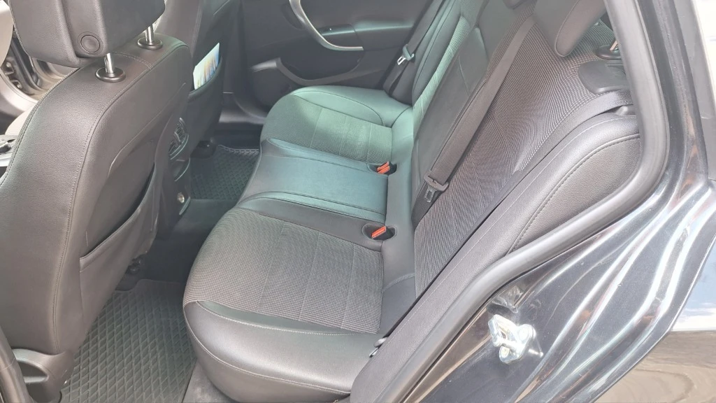 Opel Insignia  - изображение 5