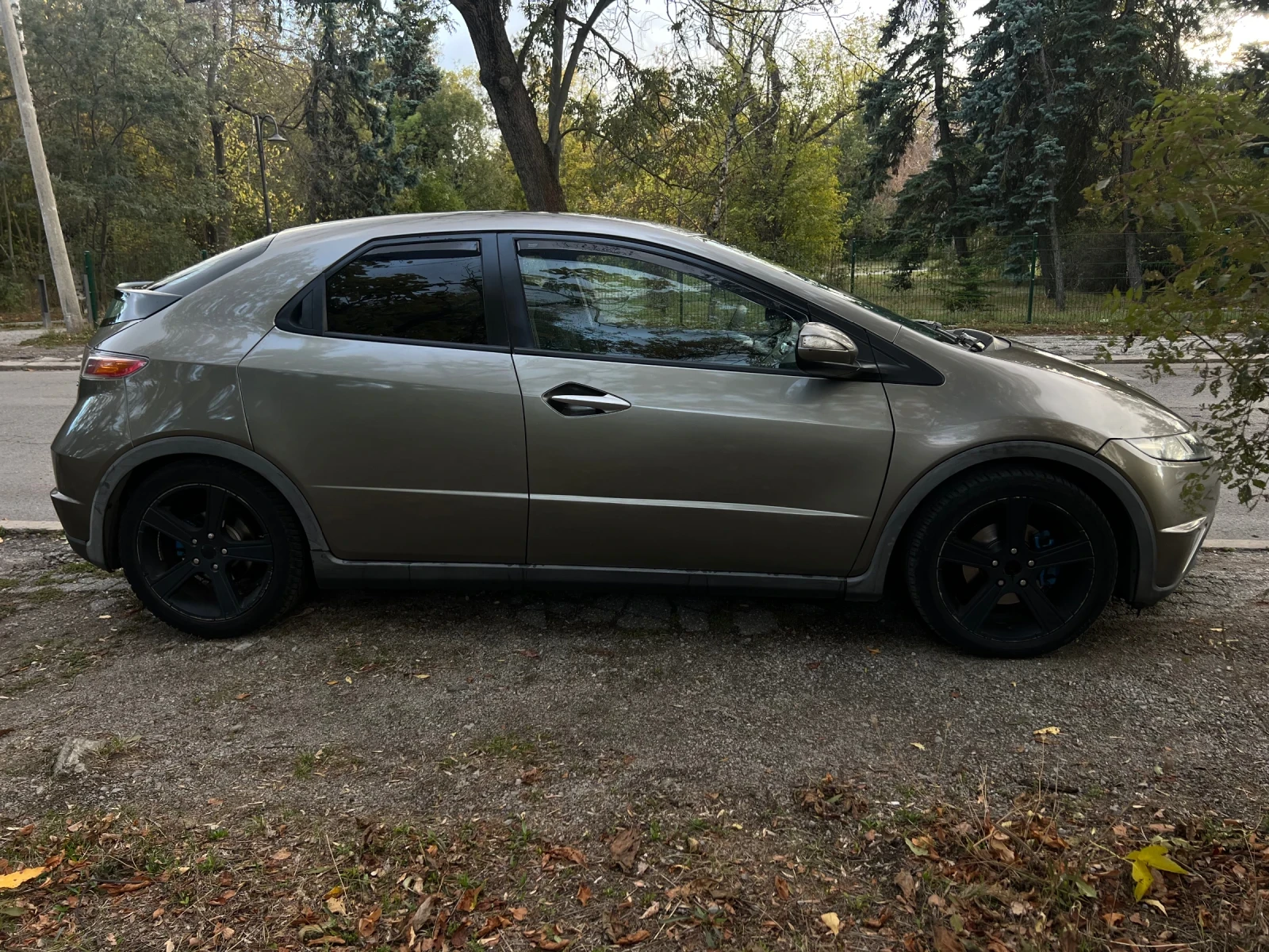 Honda Civic Honda Civic 1.8 i-VTEC   2006 г.   Полуавтоматик ( - изображение 5