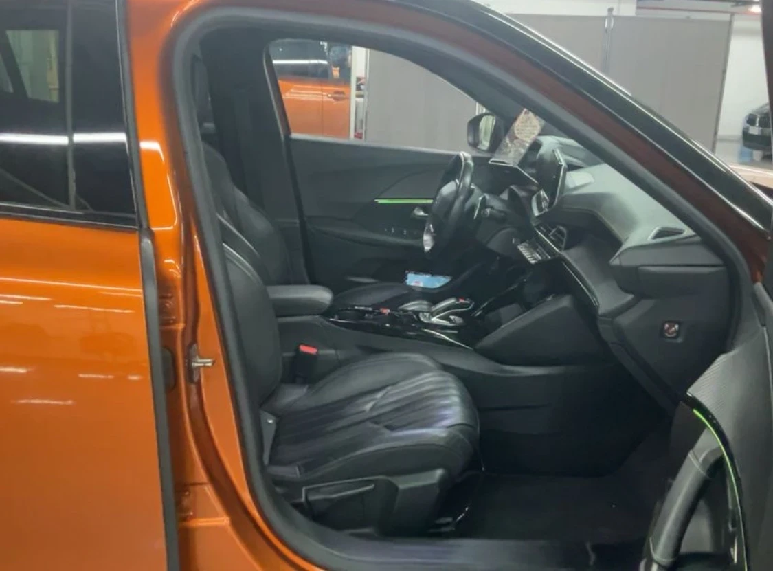 Peugeot 2008 1.2 PURETECH GT PACK - изображение 10