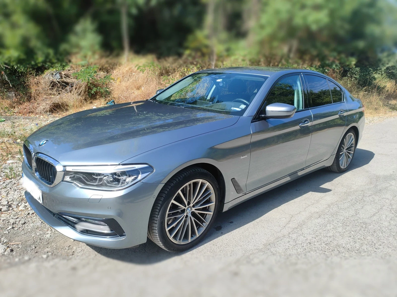 BMW 530 Xdrive - изображение 2