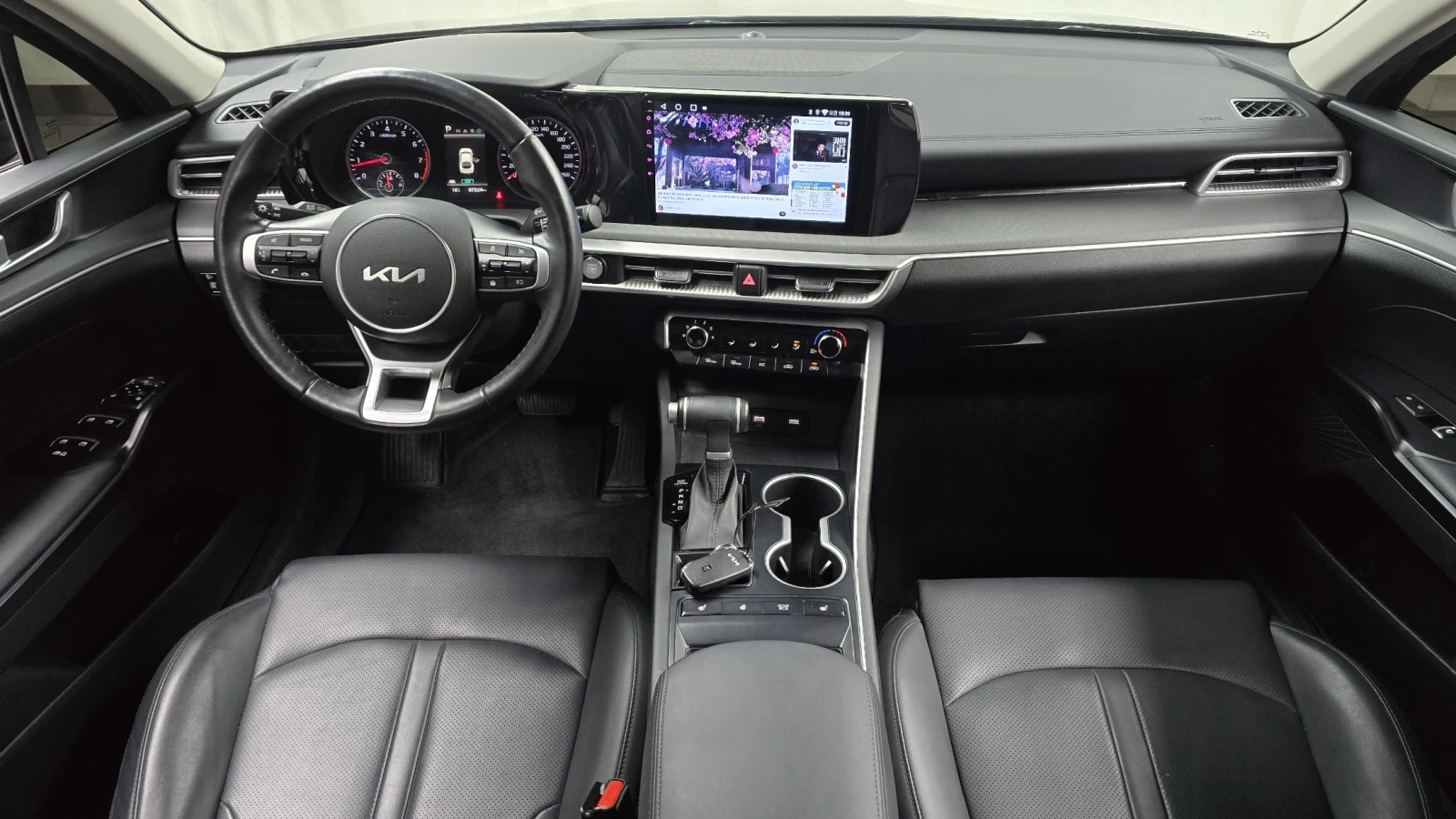 Kia K5 2.0LPI STANDARD | Mobile.bg   6