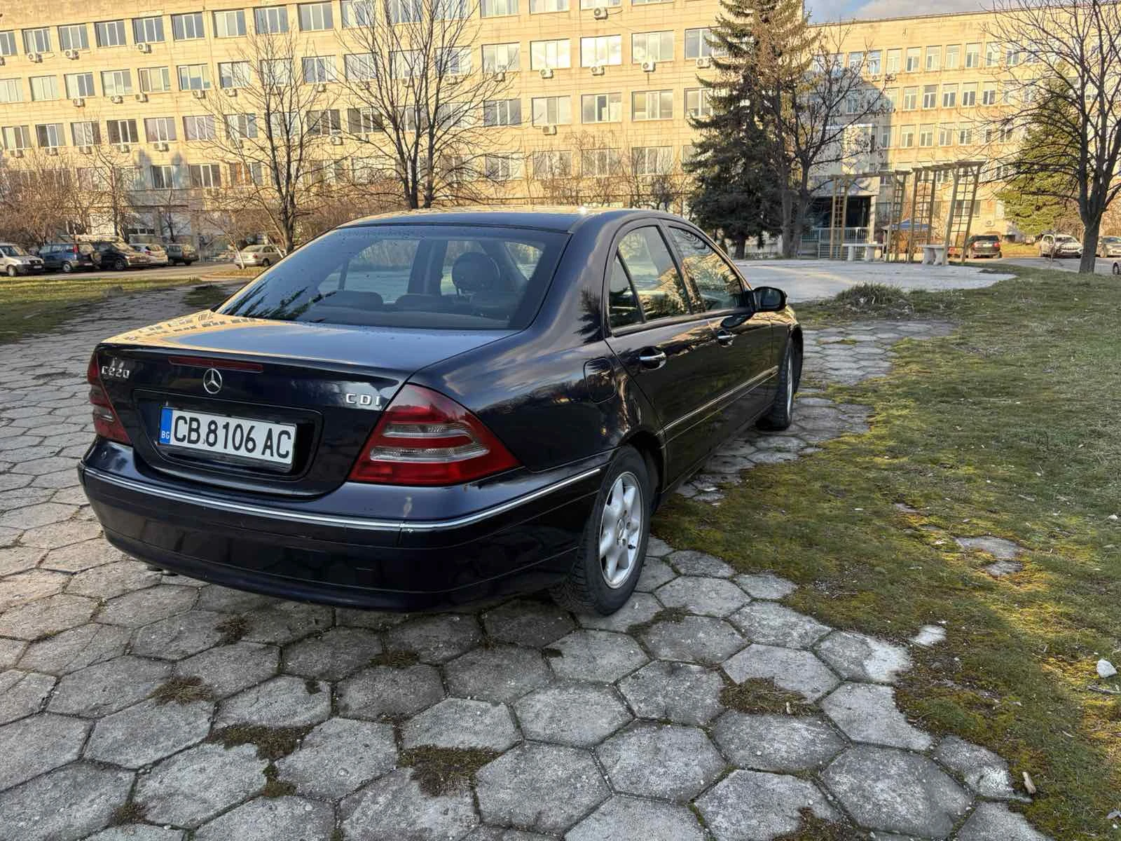Mercedes-Benz C 220 CDI - изображение 3