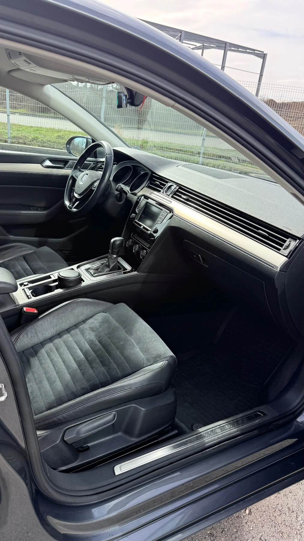 VW Passat ПЪРВИ#СОБСТВЕНИК#HIGH-LINE - изображение 10