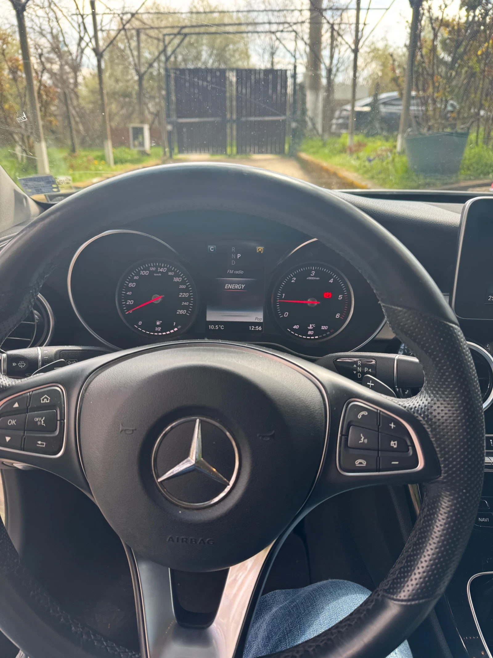 Mercedes-Benz C 220, снимка 8 - Автомобили и джипове - 54156896