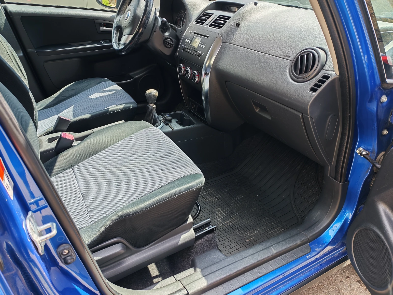 Fiat Sedici 1.6 16V 4x4, снимка 6 - Автомобили и джипове - 54173189